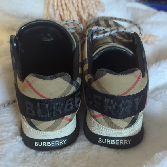 Burberry Kids Sneakers - Black, Beige, Red - Picture 3 of 5